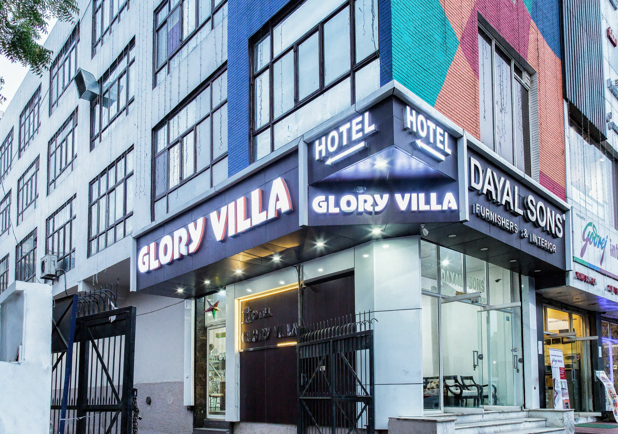Capital O 23188 Glory Villa نيودلهي المظهر الخارجي الصورة
