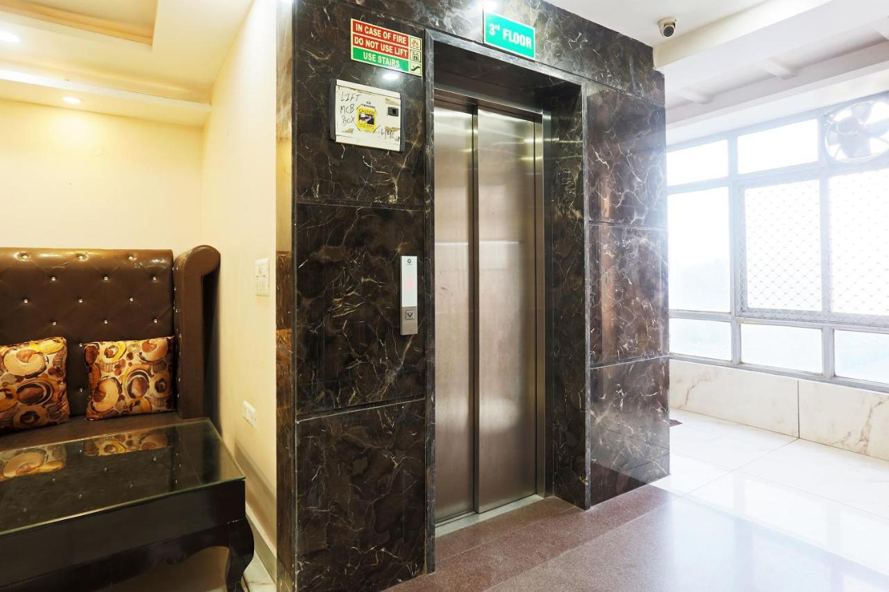 Capital O 23188 Glory Villa نيودلهي المظهر الخارجي الصورة