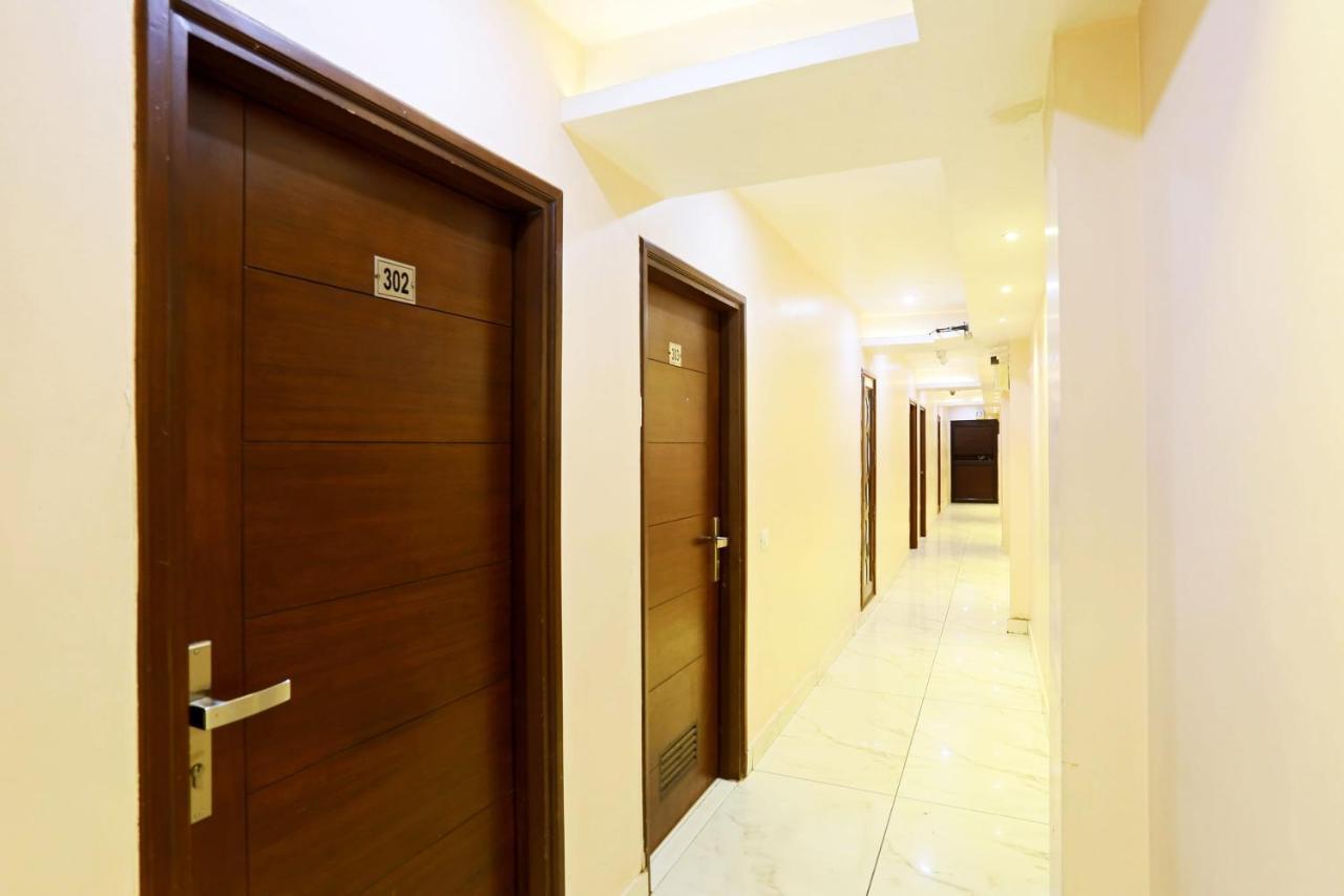 Capital O 23188 Glory Villa نيودلهي المظهر الخارجي الصورة