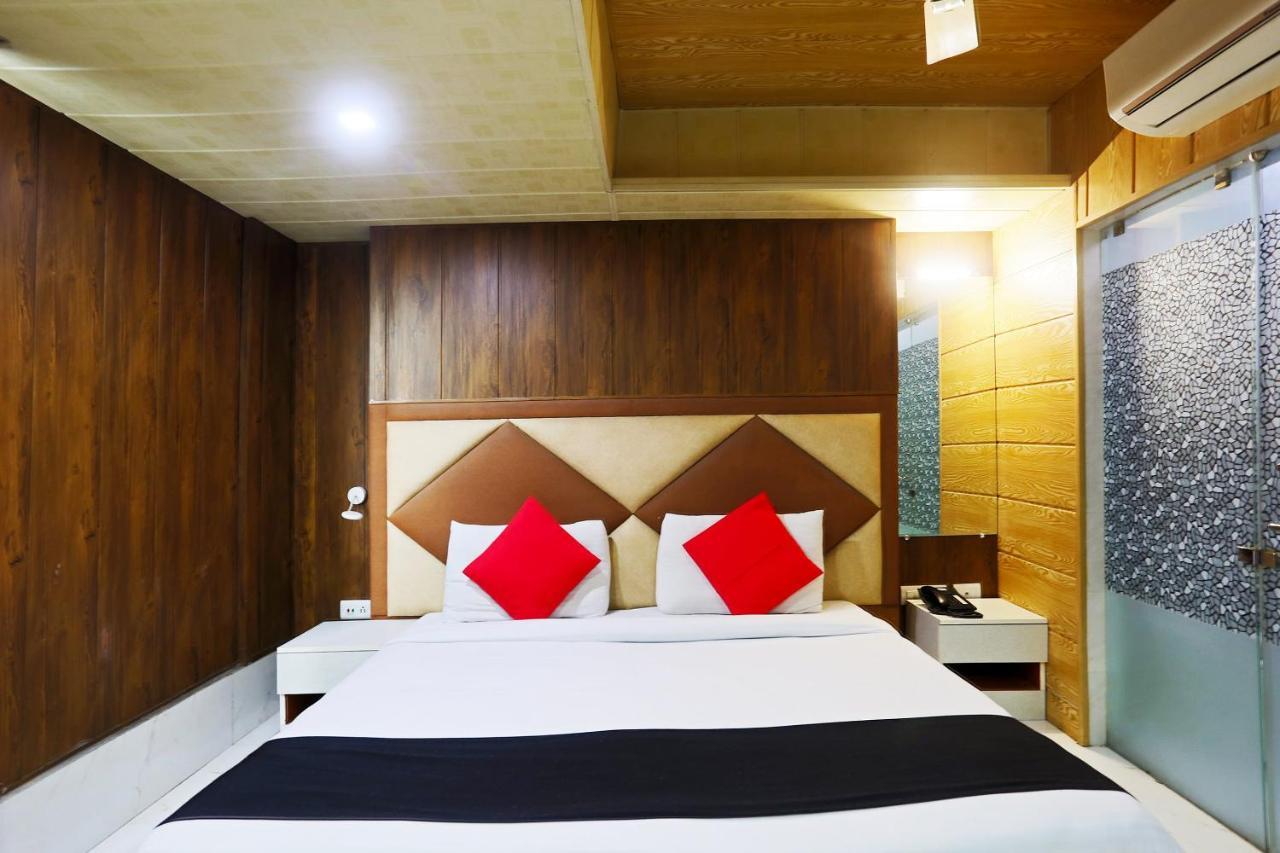 Capital O 23188 Glory Villa نيودلهي المظهر الخارجي الصورة