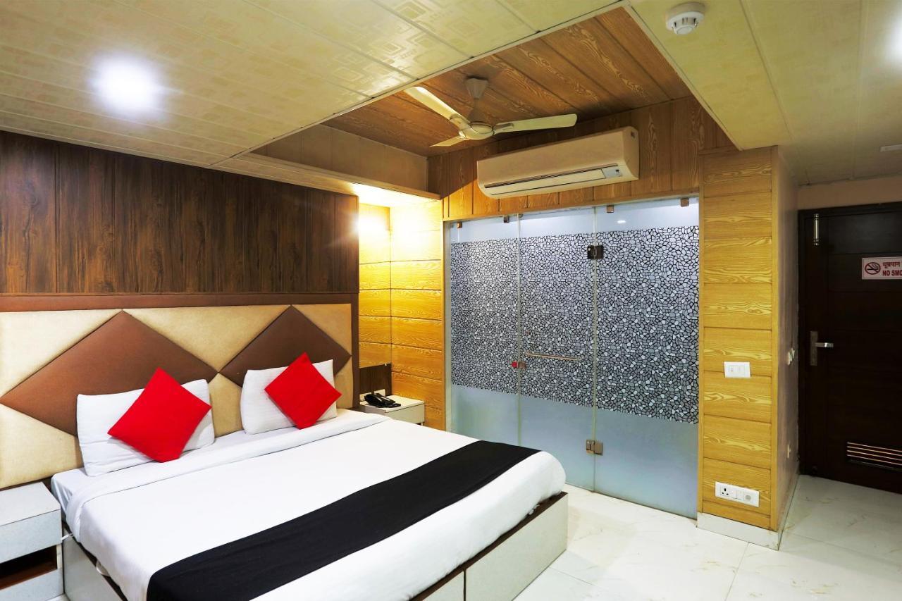 Capital O 23188 Glory Villa نيودلهي المظهر الخارجي الصورة